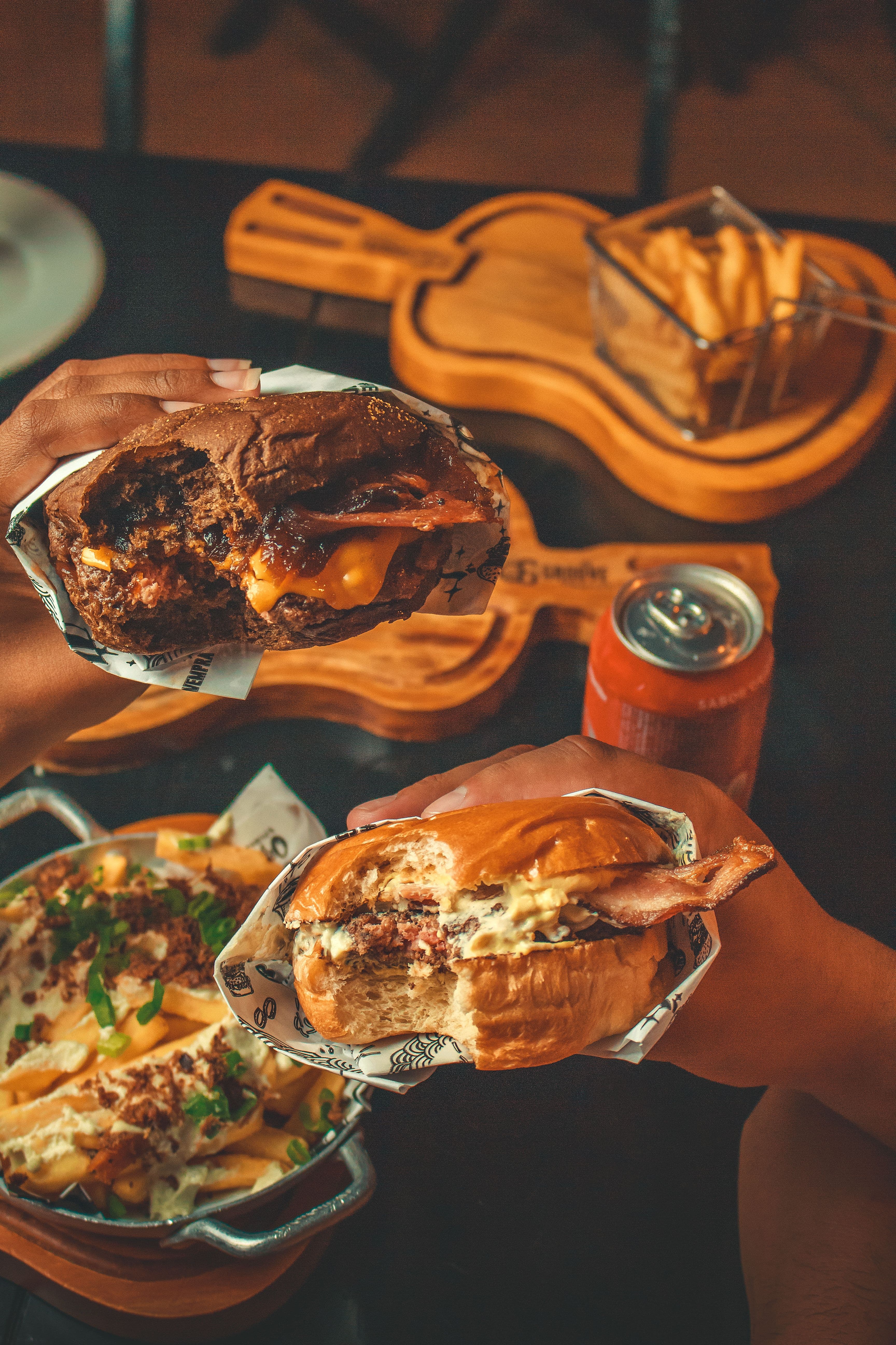 BUCKEEZ food table